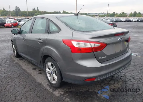 2014 Ford Focus Se z USA, uszkodzony, nr VIN 1FADP3F23EL324739